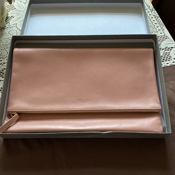 HOST PICK❤️Everlane fold over clutch (Last Price Cut) - Picture 6 of 8